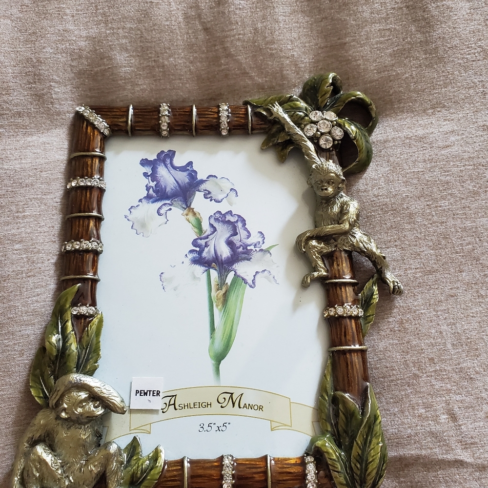 Ashley Manor photo frame Pewter new